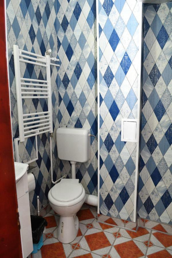 Casa Simescu I Hostel Karánsebes Kültér fotó