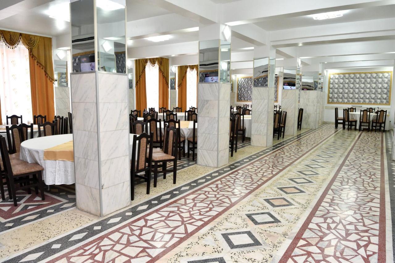 Casa Simescu I Hostel Karánsebes Kültér fotó